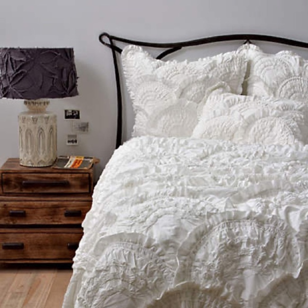 Anthropologie Rivulets Quilt